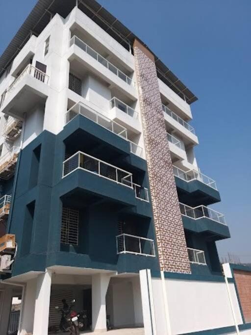 Cosy Near Tcs Phase3 Office Hinjewadi *