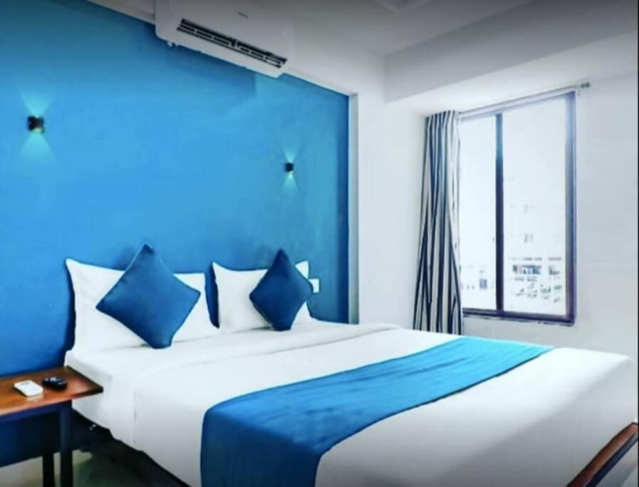Apartment Cosy Near Tcs Phase3 Office Hinjewadi *